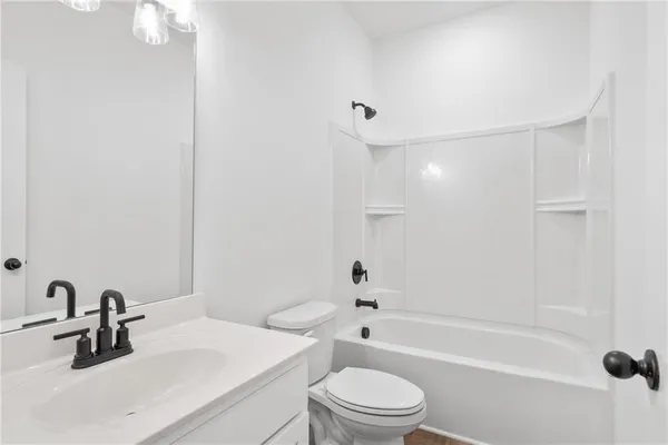 $2,900 | 1637 Winpost Lane Northwest, Atlanta, GA 30318