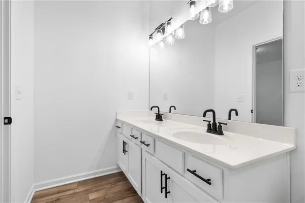 $2,900 | 1637 Winpost Lane Northwest, Atlanta, GA 30318