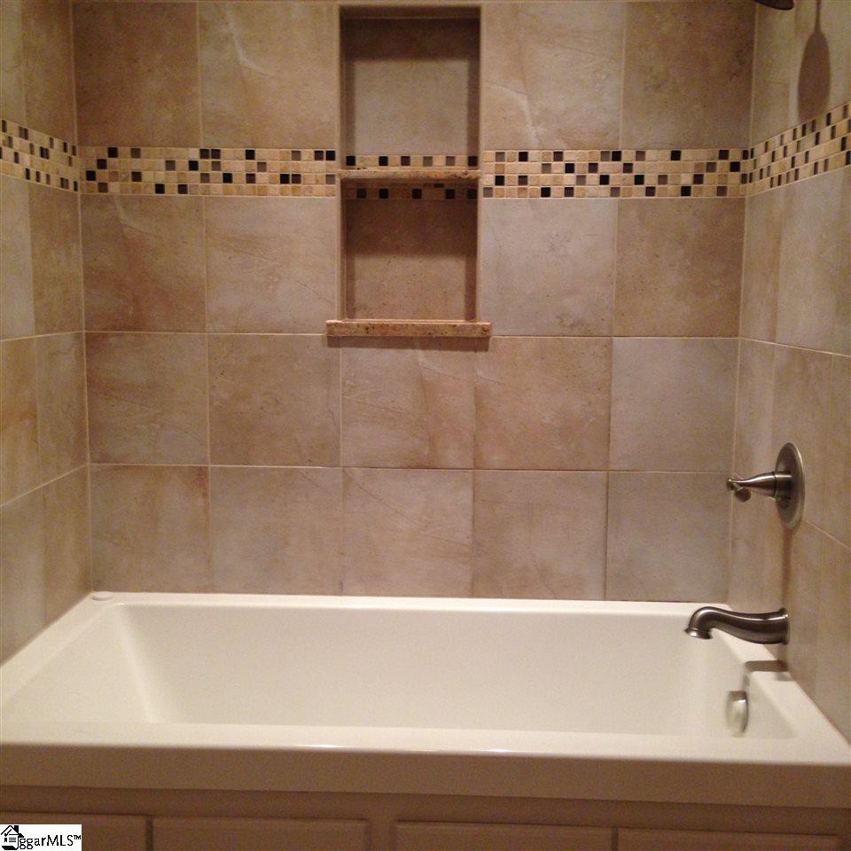 433 Henderson Road Greenville, SC 29607 - Photo 8 of 13