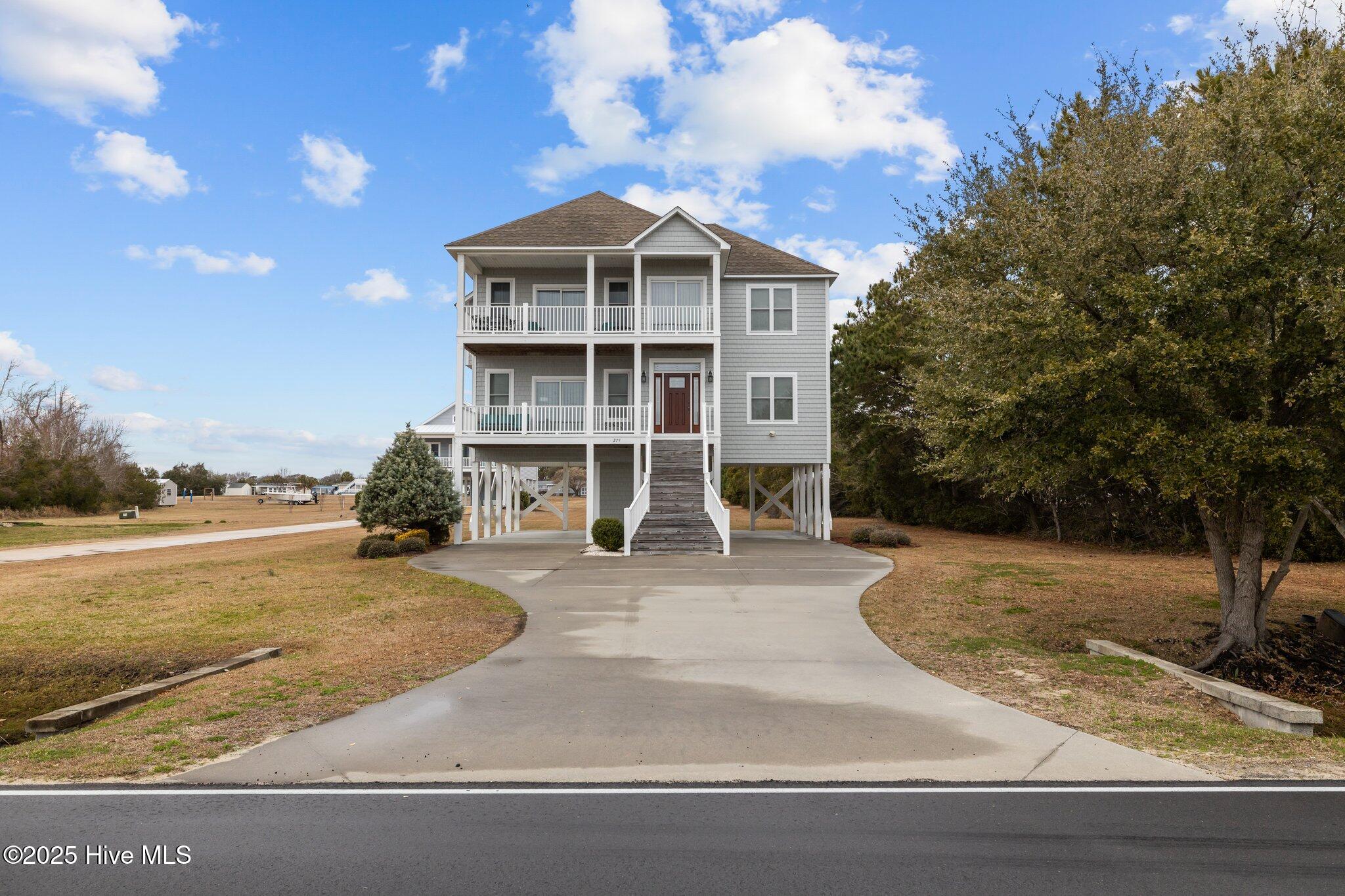 274 Live Oak Road Newport, NC 28570 - Photo 3 of 42 2-web-or-mls-1S3A2325