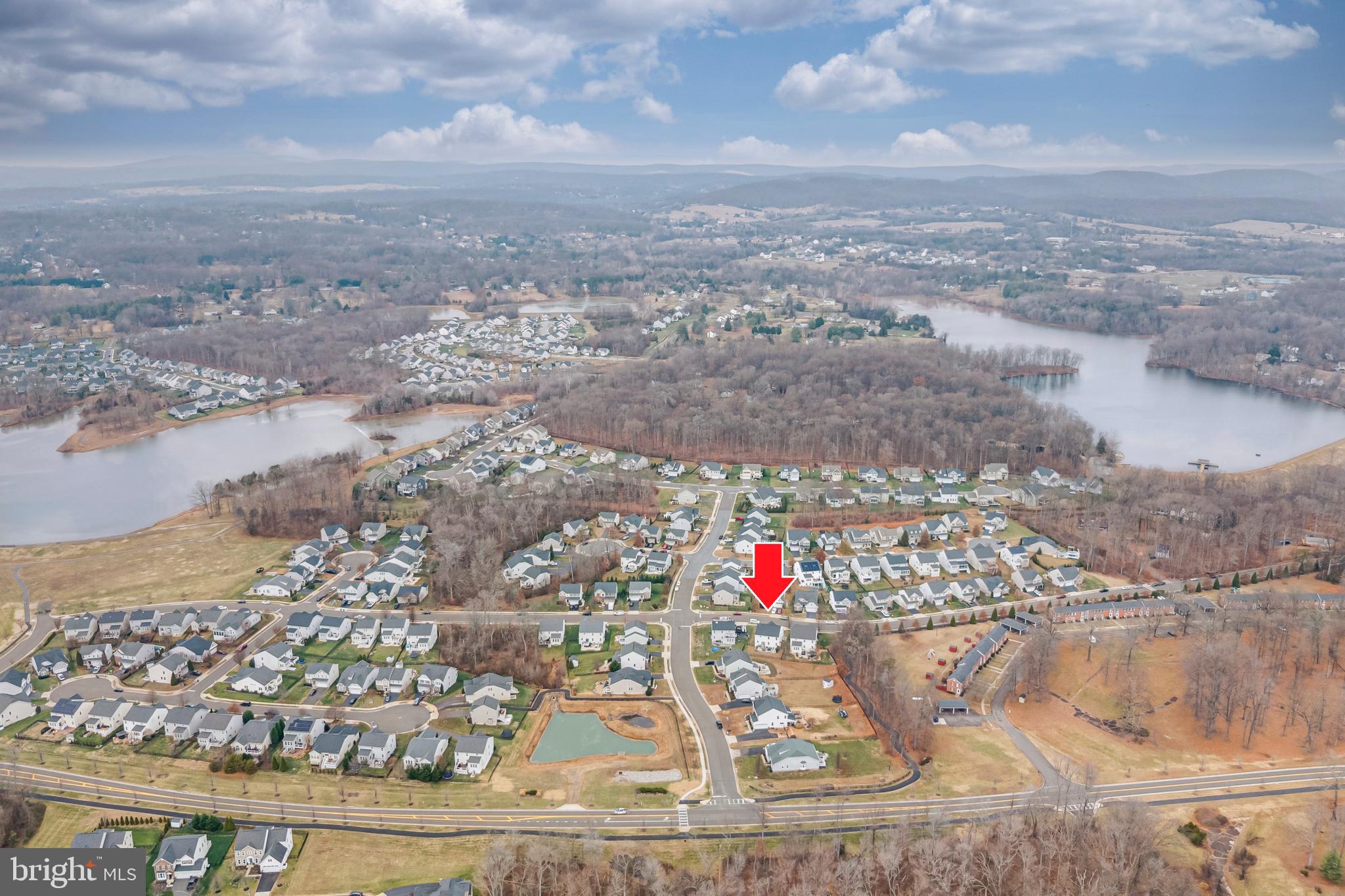 7137 Shepherdstown Road Warrenton, VA 20187 - Photo 55 of 60 a view of a ocean view