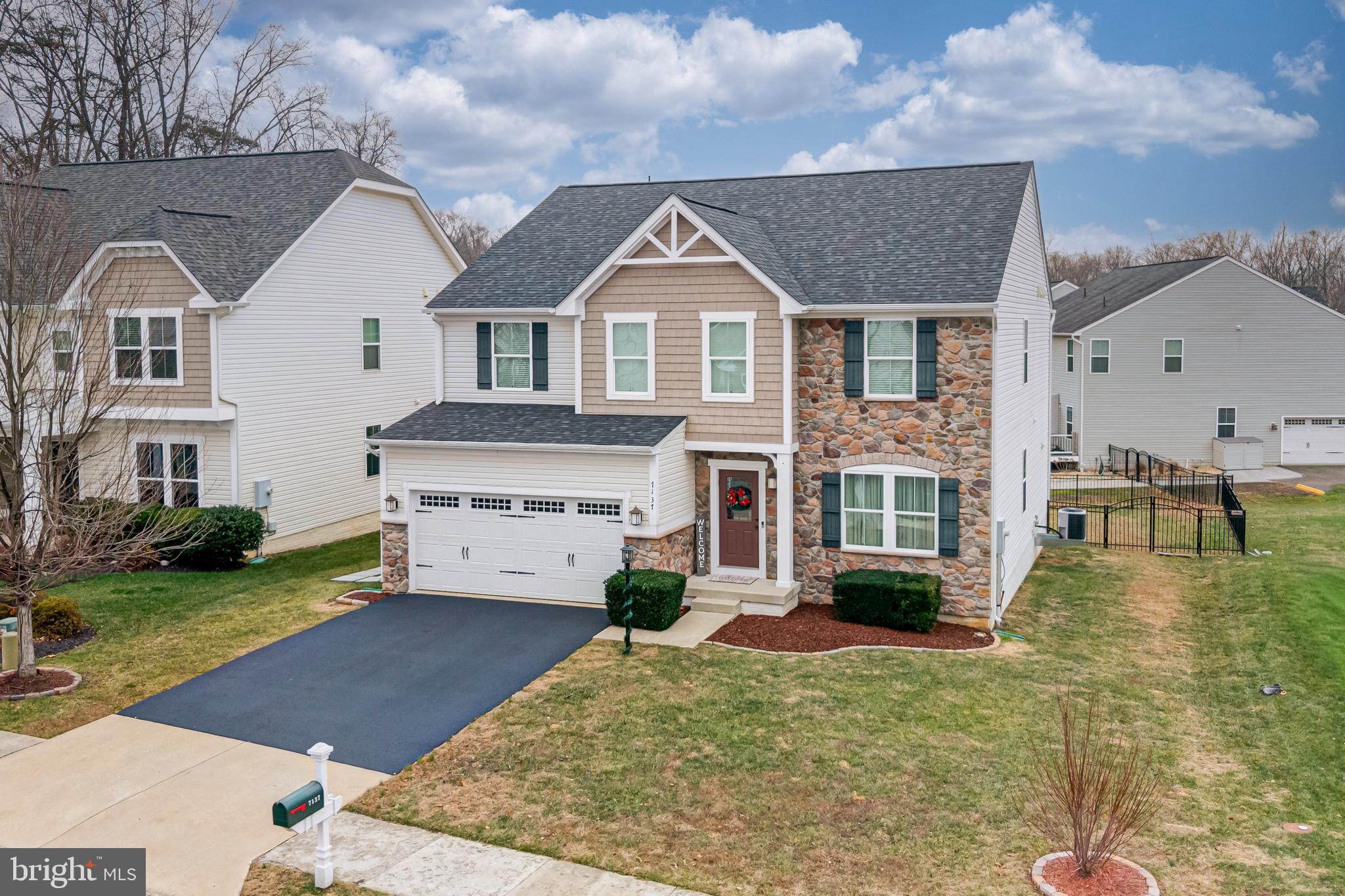 7137 Shepherdstown Road Warrenton, VA 20187 - Photo 60 of 60 a view of a big house with a big yard and large tree