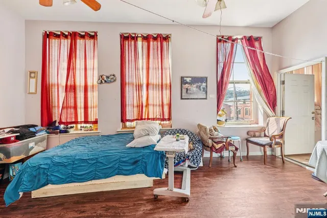 $184,900 | 18 Market Street, Unit 301, Paterson, NJ 07501