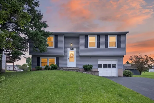 $224,900 | 1599 Flaxen Drive, Farmington, NY 14425