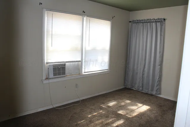 $110,000 | 611 Bowie Street, Hereford, TX 79045