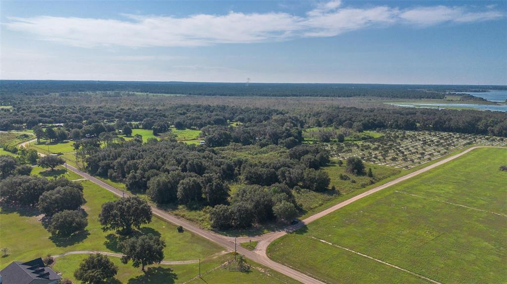 Yale Hammock Road Umatilla, FL 32784 - Photo 10 of 20 a view of a city