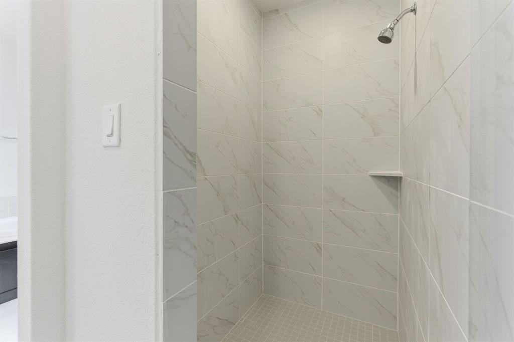241 Bay Laurel Road McKinney, TX 75071 - Photo 30 of 32 a bathroom with a shower