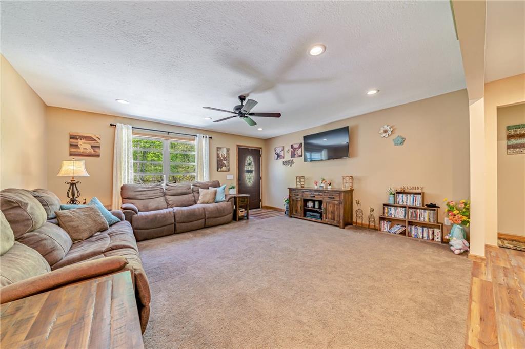 153 Old Forty Road Addison, PA 15411 - Photo 8 of 33 Gallery Image 8