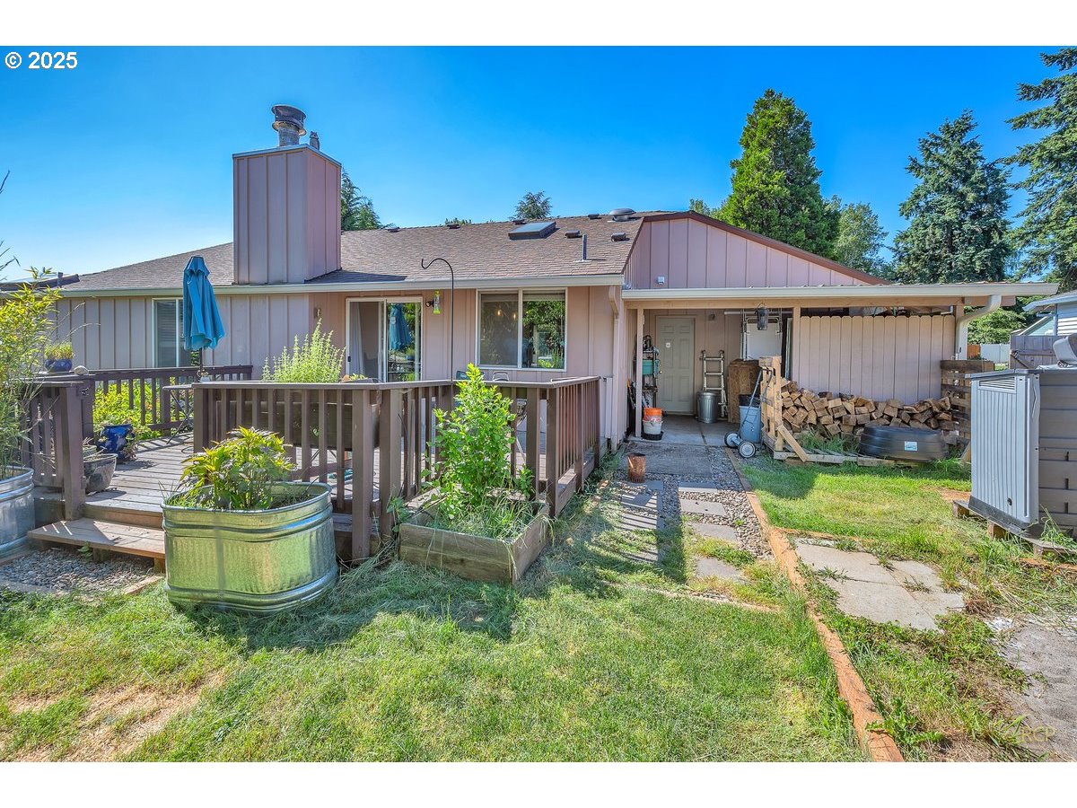 18365 Southwest Springfield Street Beaverton, OR 97078 - Photo 31 of 34 Gallery Image 31