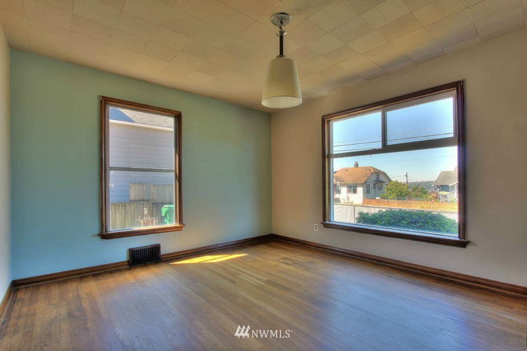 2802 14th Avenue South Seattle, WA 98144 - Photo 6 of 23