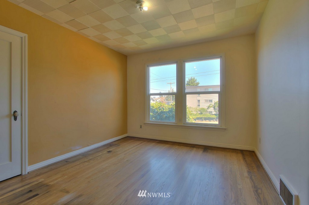 2802 14th Avenue South Seattle, WA 98144 - Photo 9 of 23