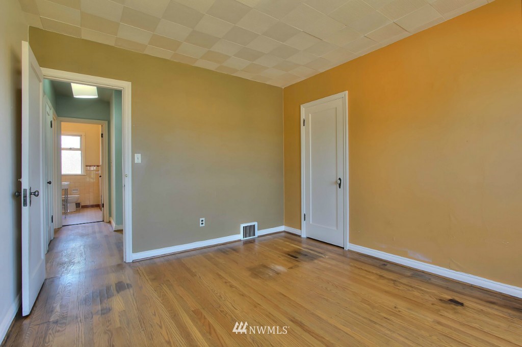 2802 14th Avenue South Seattle, WA 98144 - Photo 10 of 23