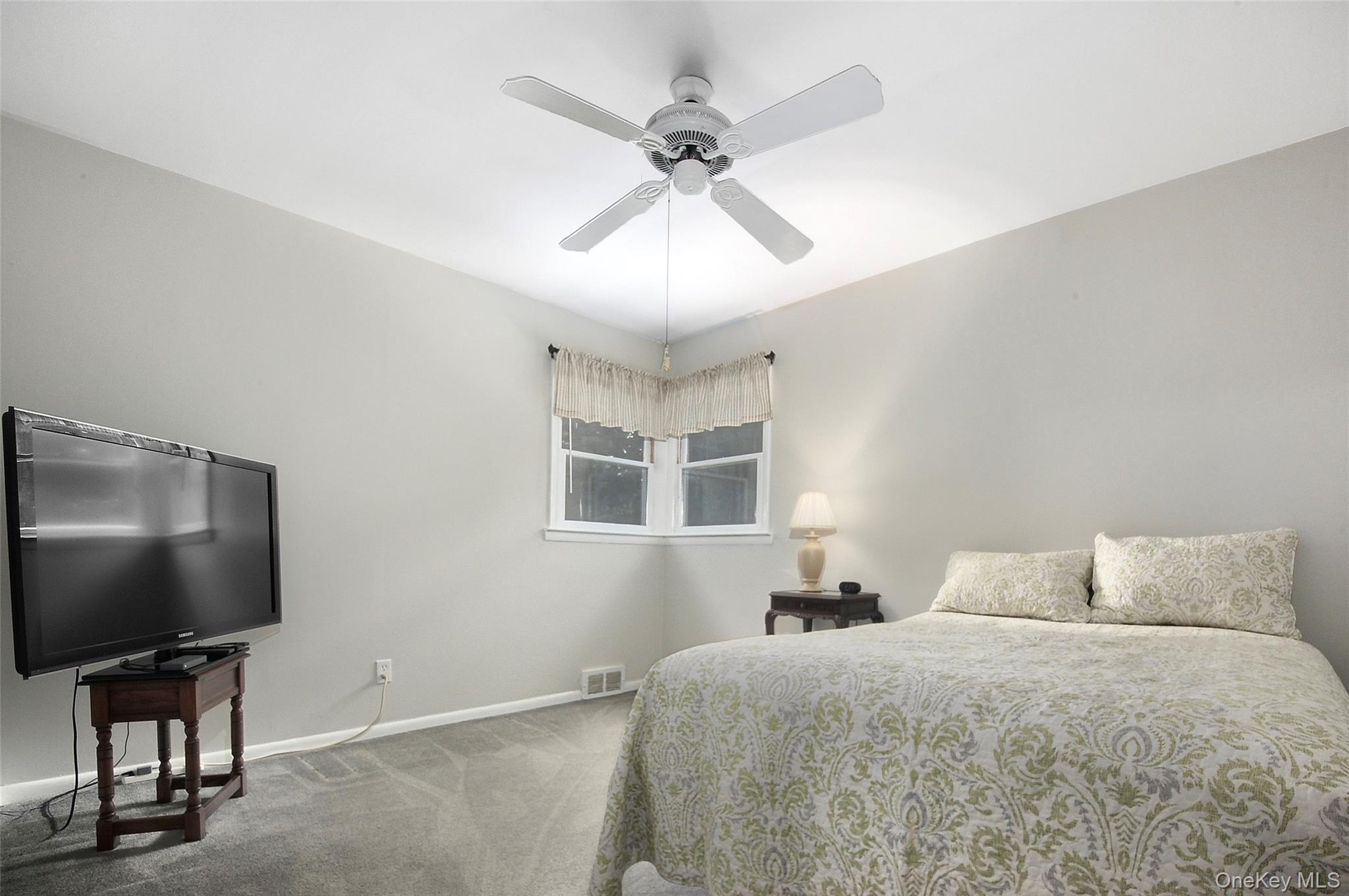 216 Spackenkill Road Poughkeepsie, NY 12603 - Photo 20 of 49 Gallery Image 20