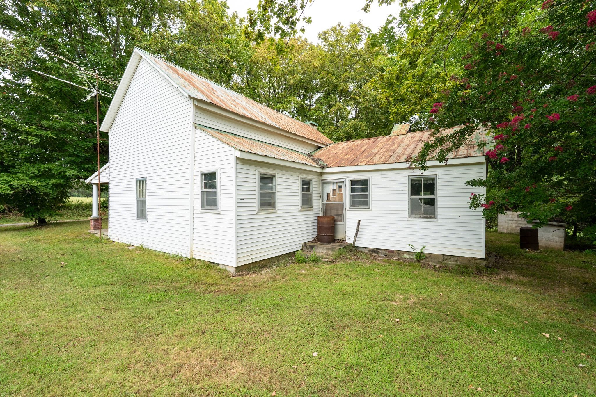 2882 Mobley Ridge Road Duck River, TN 38454 - Photo 15 of 70