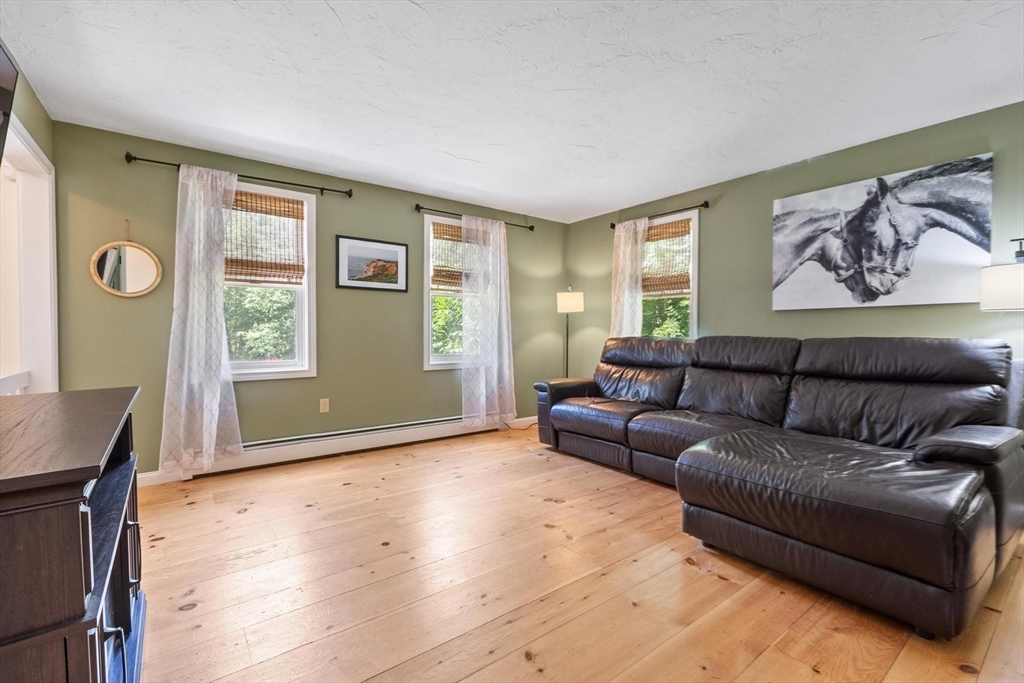 189 Beaman Road Princeton, MA 01541 - Photo 12 of 36