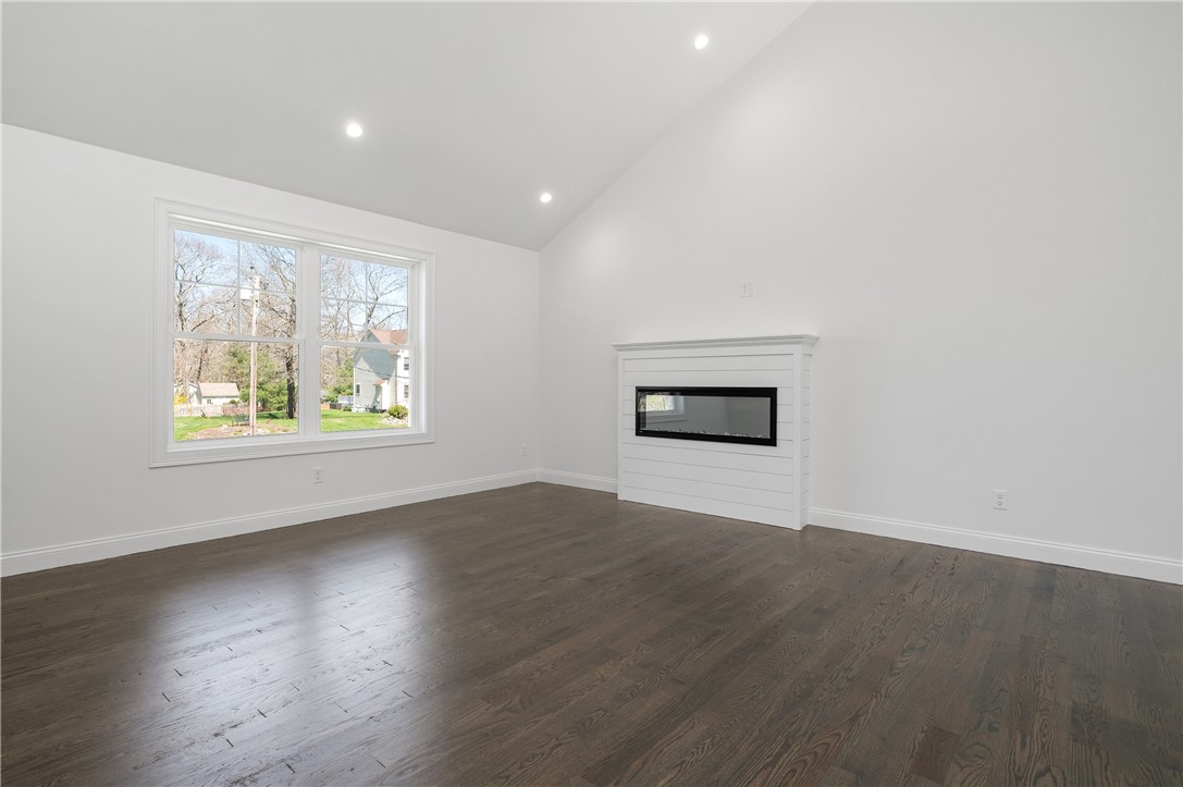 20 Cross Road Cumberland, RI 02864 - Photo 11 of 30
