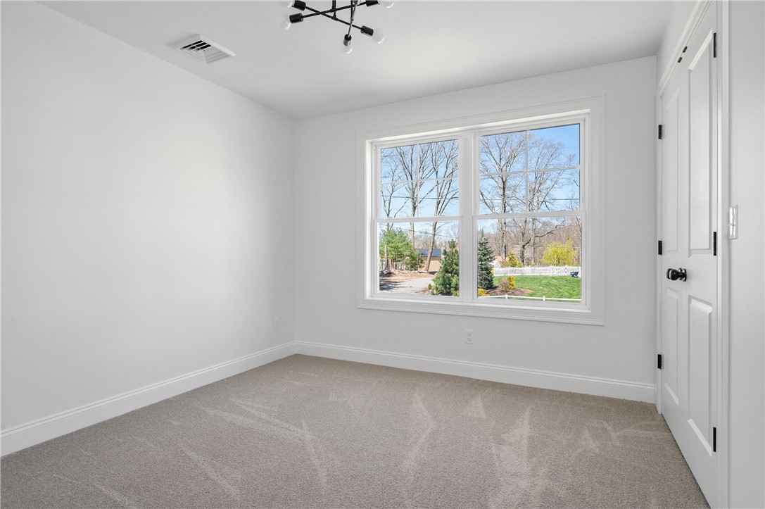 20 Cross Road Cumberland, RI 02864 - Photo 15 of 30