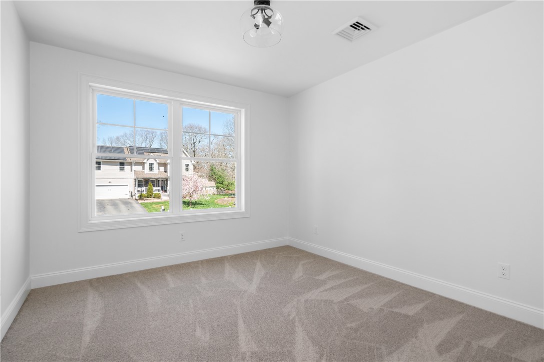 20 Cross Road Cumberland, RI 02864 - Photo 16 of 30