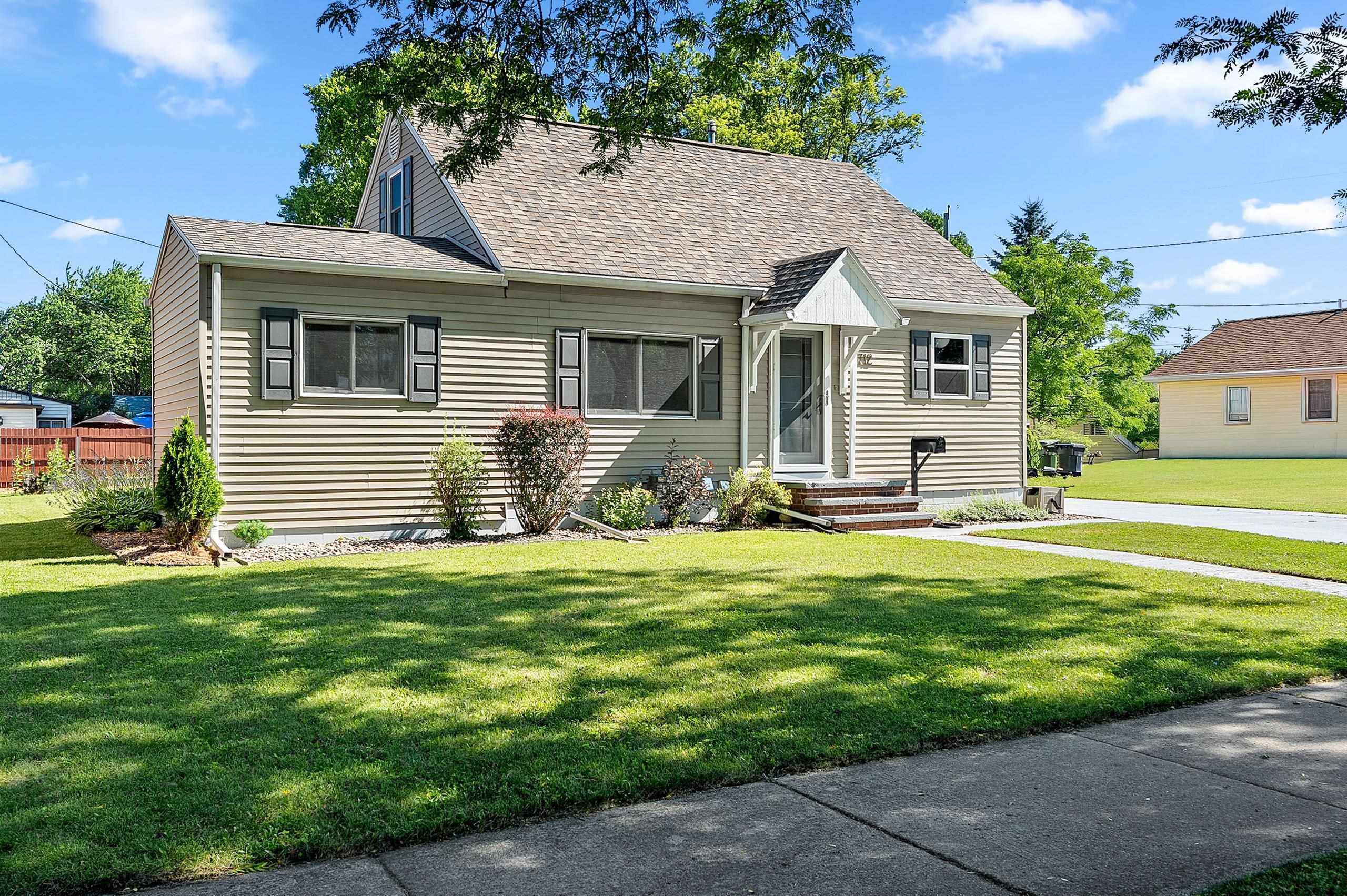 712 East 3rd Street Kimberly, WI 54136 - Photo 32 of 45