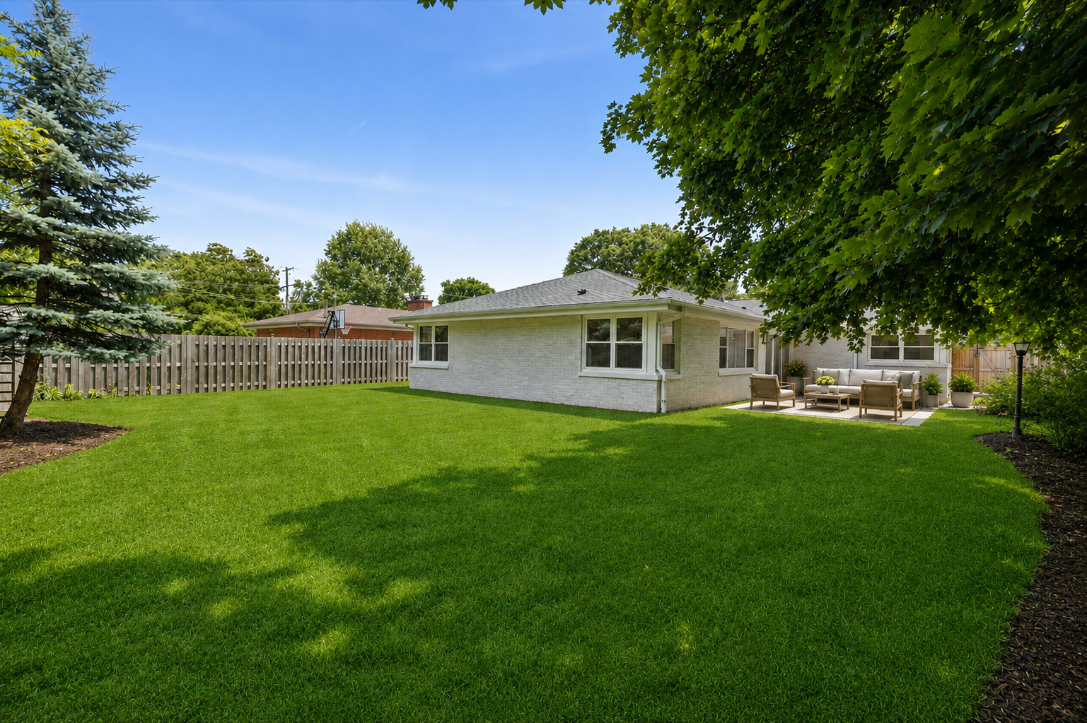 910 Glenview Road Glenview, IL 60025 - Photo 34 of 37