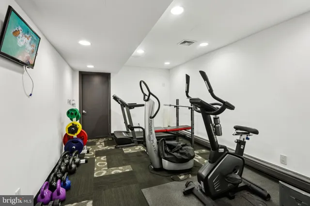 $1,385,000 | 400 Highview Drive, Wayne, PA 19087