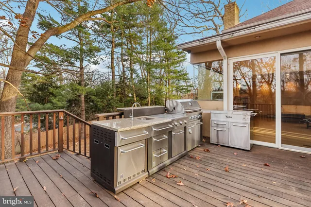 $1,385,000 | 400 Highview Drive, Wayne, PA 19087