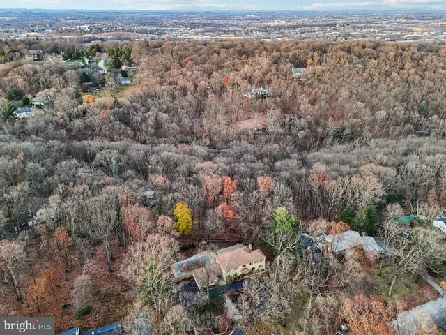 $1,385,000 | 400 Highview Drive, Wayne, PA 19087