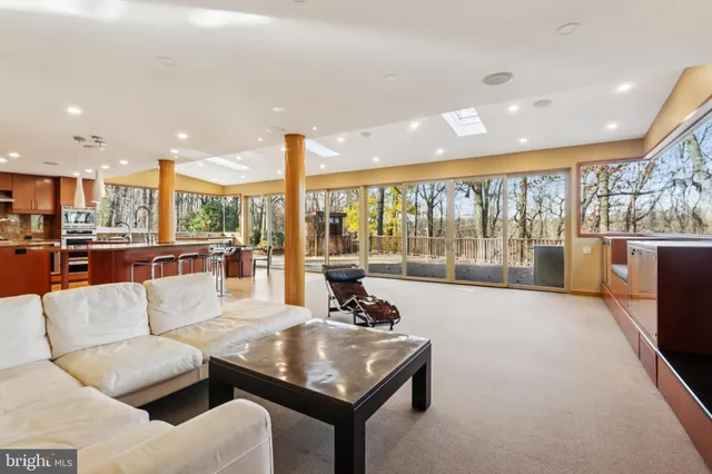 $1,385,000 | 400 Highview Drive, Wayne, PA 19087