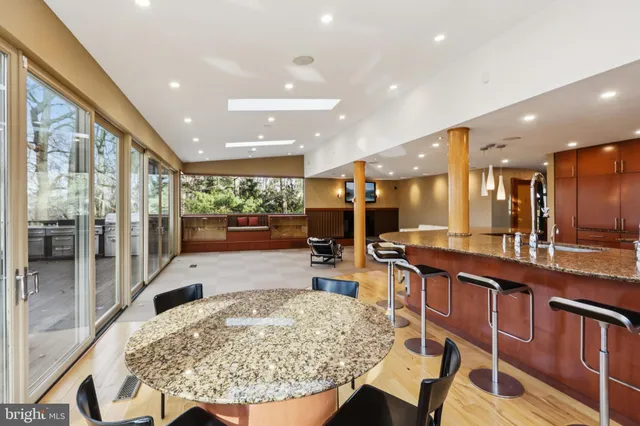 $1,385,000 | 400 Highview Drive, Wayne, PA 19087