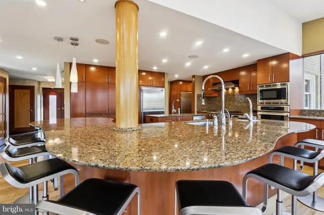 $1,385,000 | 400 Highview Drive, Wayne, PA 19087