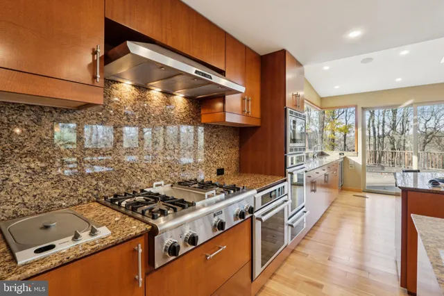 $1,385,000 | 400 Highview Drive, Wayne, PA 19087