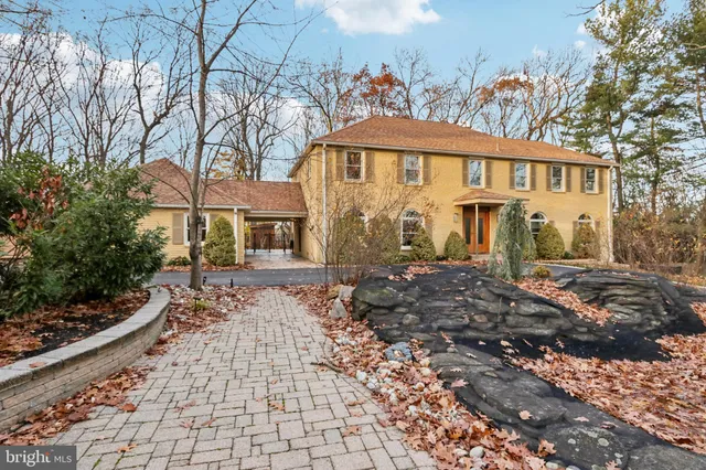 $1,385,000 | 400 Highview Drive, Wayne, PA 19087