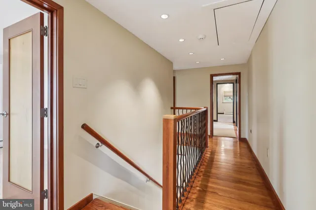 $1,385,000 | 400 Highview Drive, Wayne, PA 19087