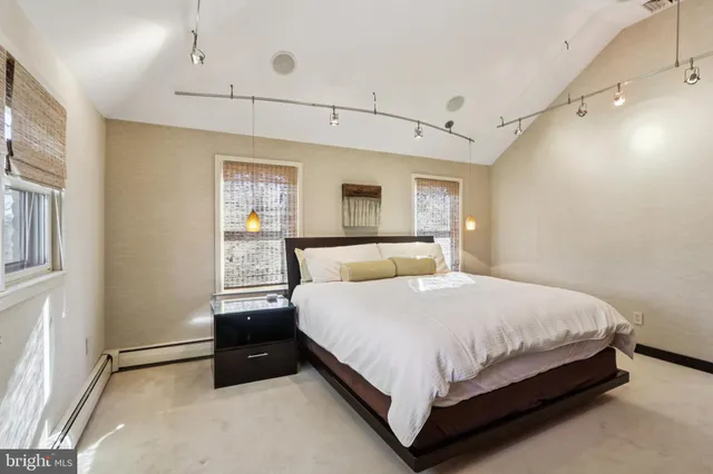 $1,385,000 | 400 Highview Drive, Wayne, PA 19087