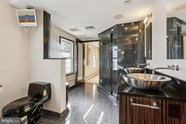 $1,385,000 | 400 Highview Drive, Wayne, PA 19087