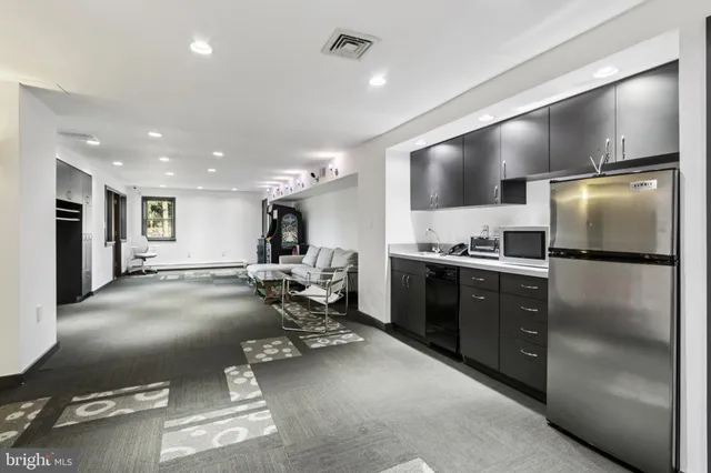 $1,385,000 | 400 Highview Drive, Wayne, PA 19087