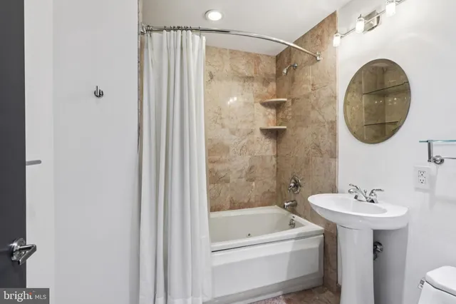 $1,385,000 | 400 Highview Drive, Wayne, PA 19087