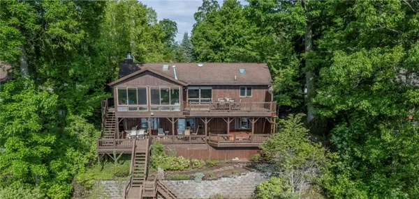 $749,900 | 7386 Rose Avenue, Huron, NY 14590