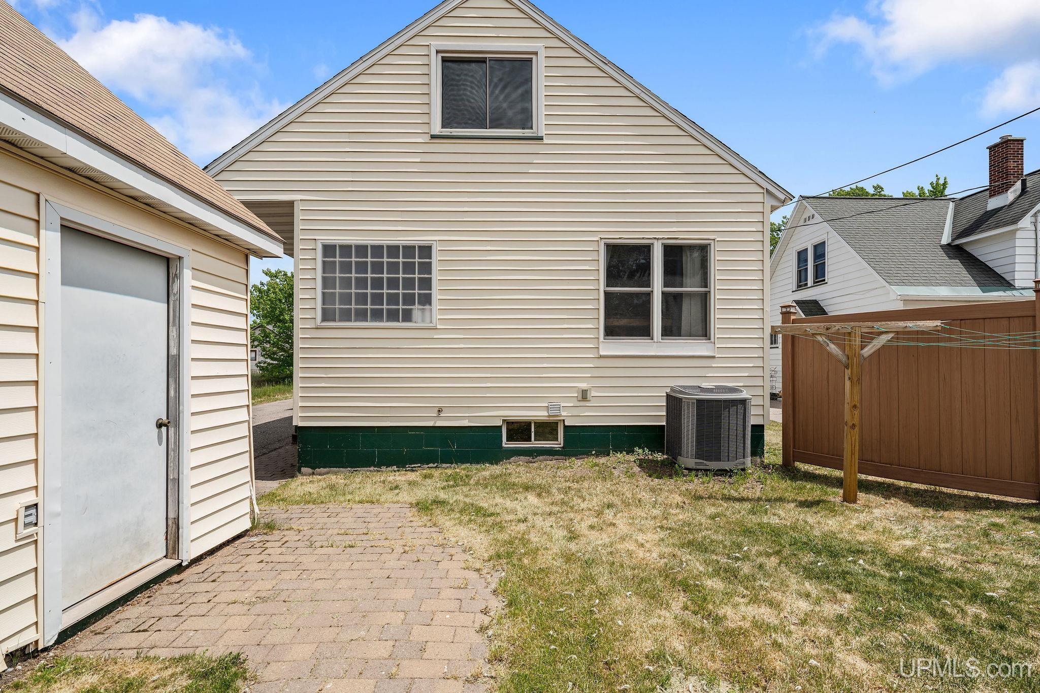 1225 North 2nd Street Ishpeming, MI 49849 - Photo 36 of 38