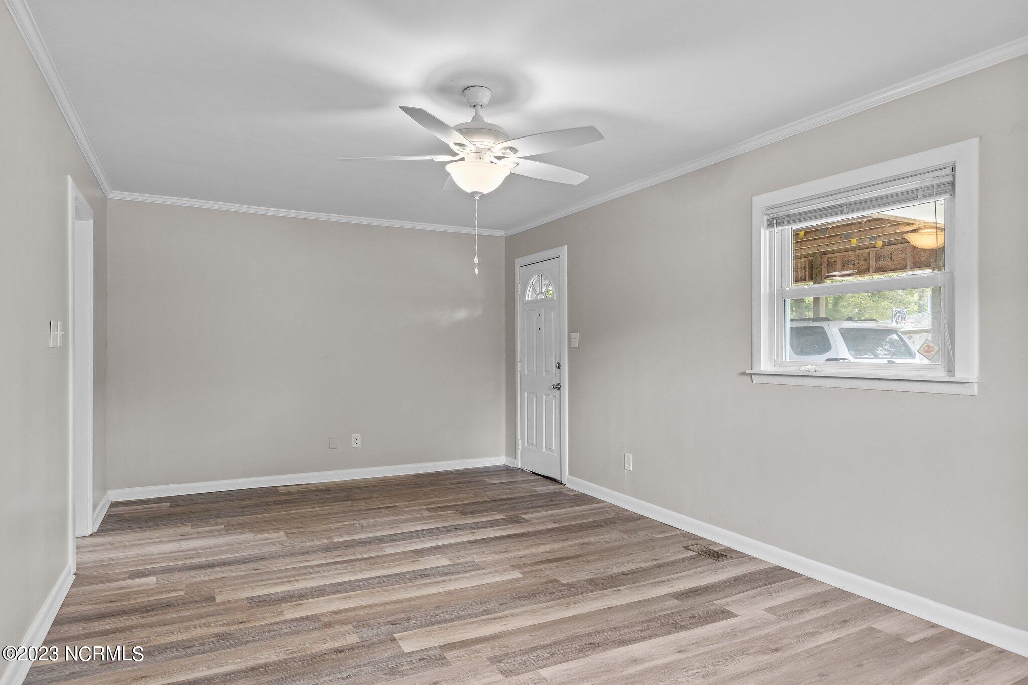 4303 Country Club Road Morehead City, NC 28557 - Photo 17 of 46