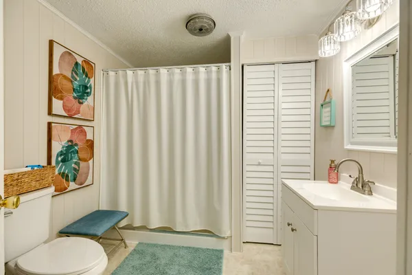 $238,000 | 902 Treaty Drive, Surfside Beach, TX 77541