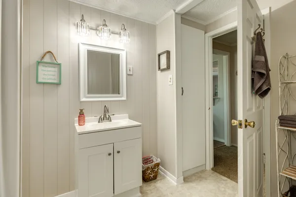 $238,000 | 902 Treaty Drive, Surfside Beach, TX 77541