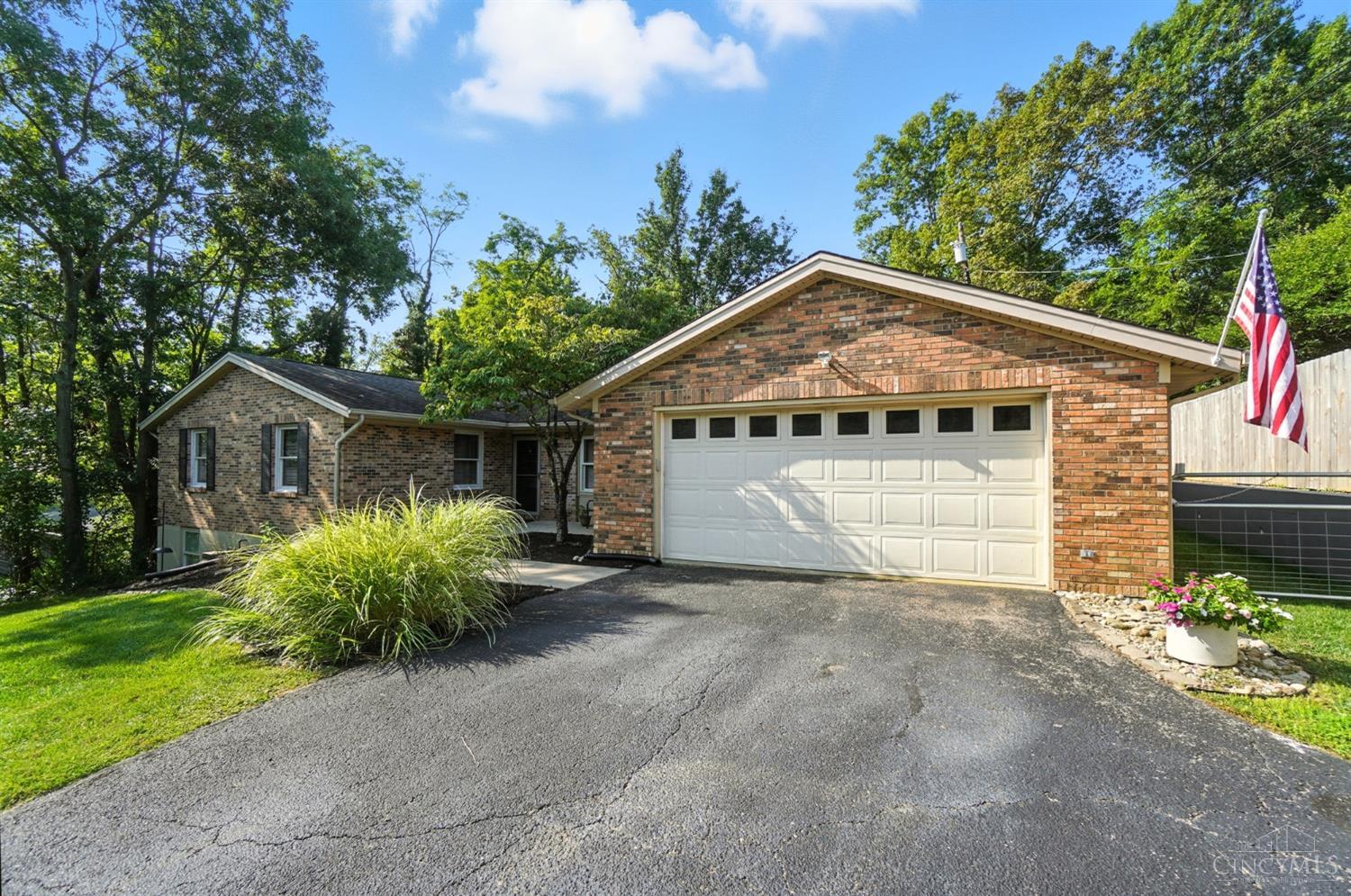 8131 Hopper Road Cincinnati, OH 45255 - Photo 2 of 43 Gallery Image 2