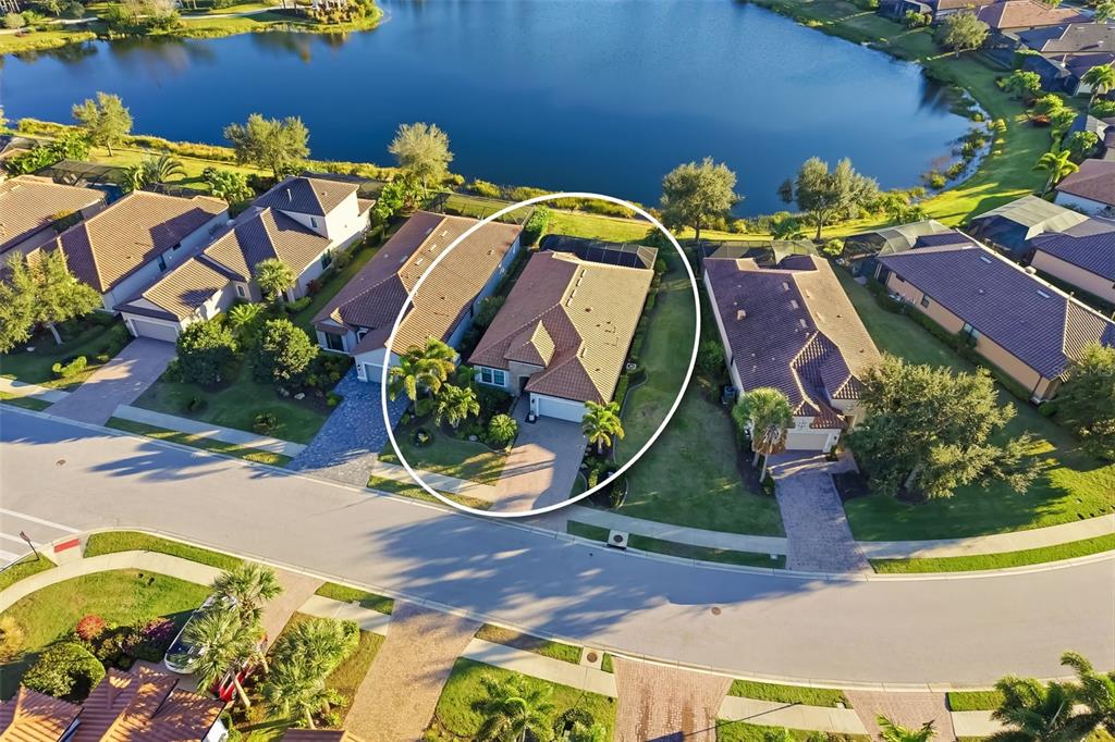 12729 Del Corso Loop Bradenton, FL 34211 - Photo 2 of 65
