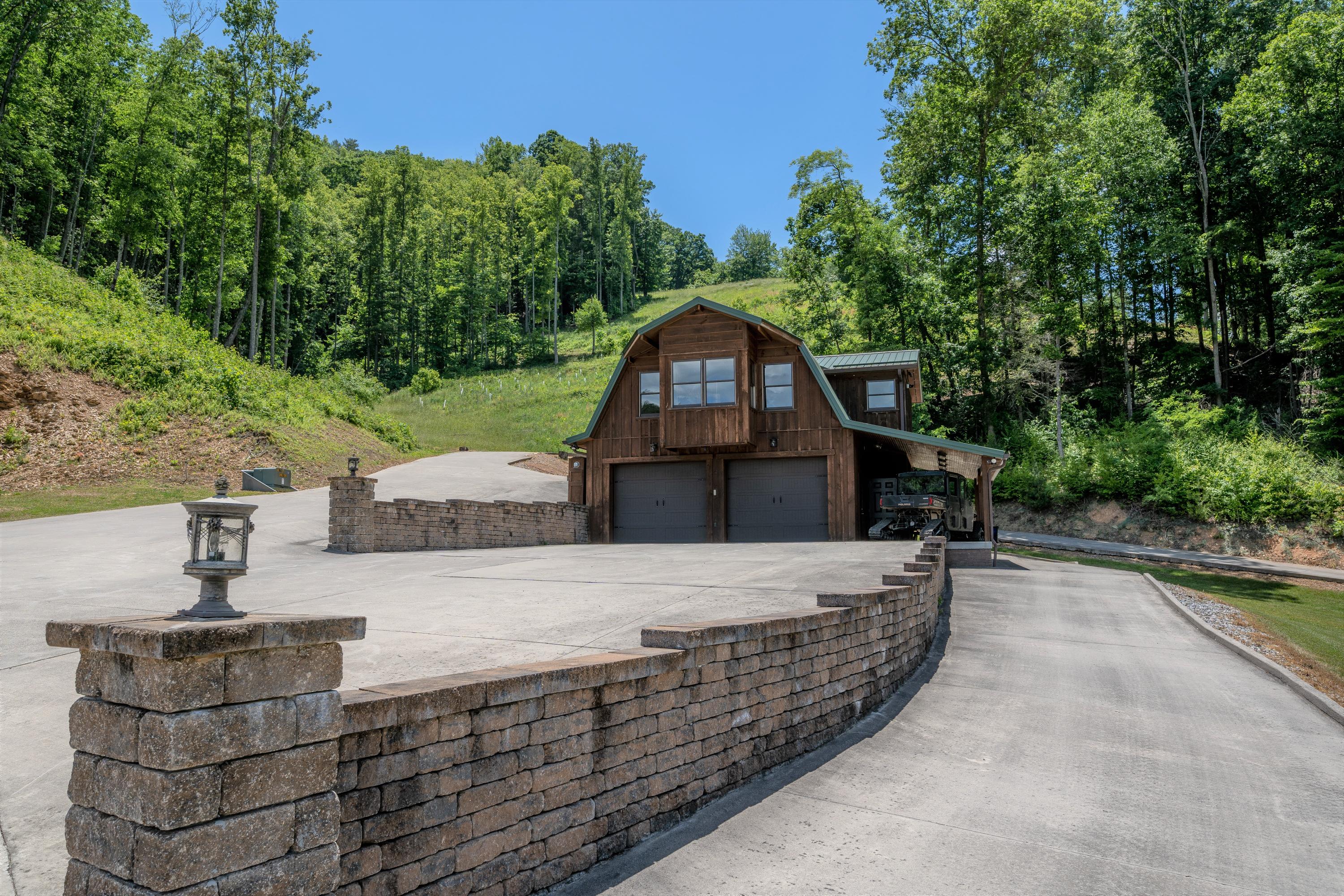 601 Gilbert Road Erwin, TN 37650 - Photo 34 of 62 Sample9