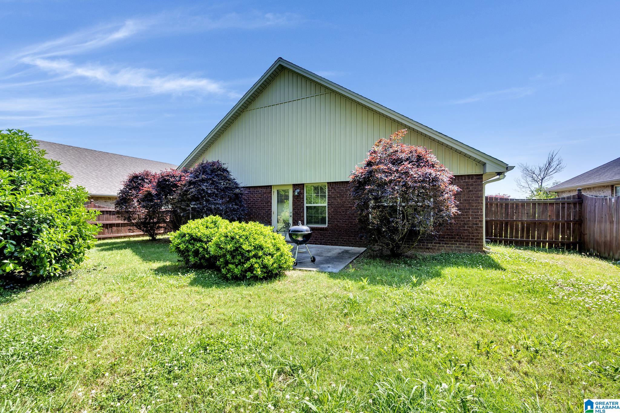 320 Vincent Street Alabaster, AL 35007 - Photo 5 of 26