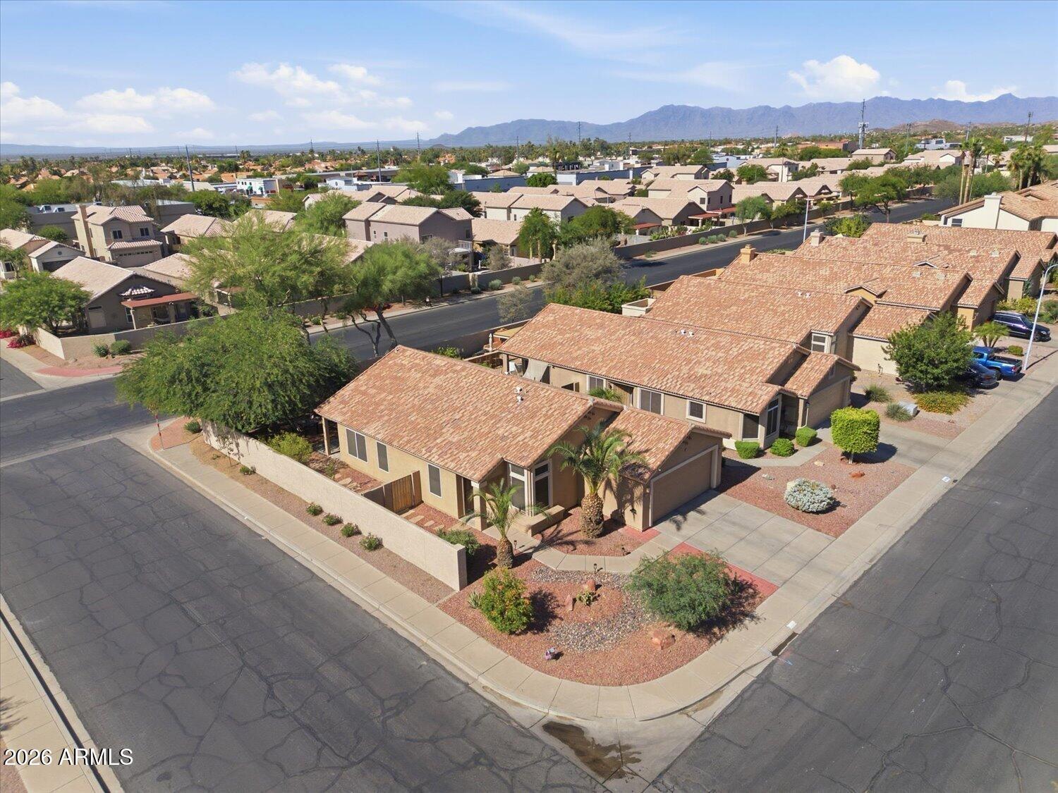 4313 East Raven Road Phoenix, AZ 85044 - Photo 19 of 33
