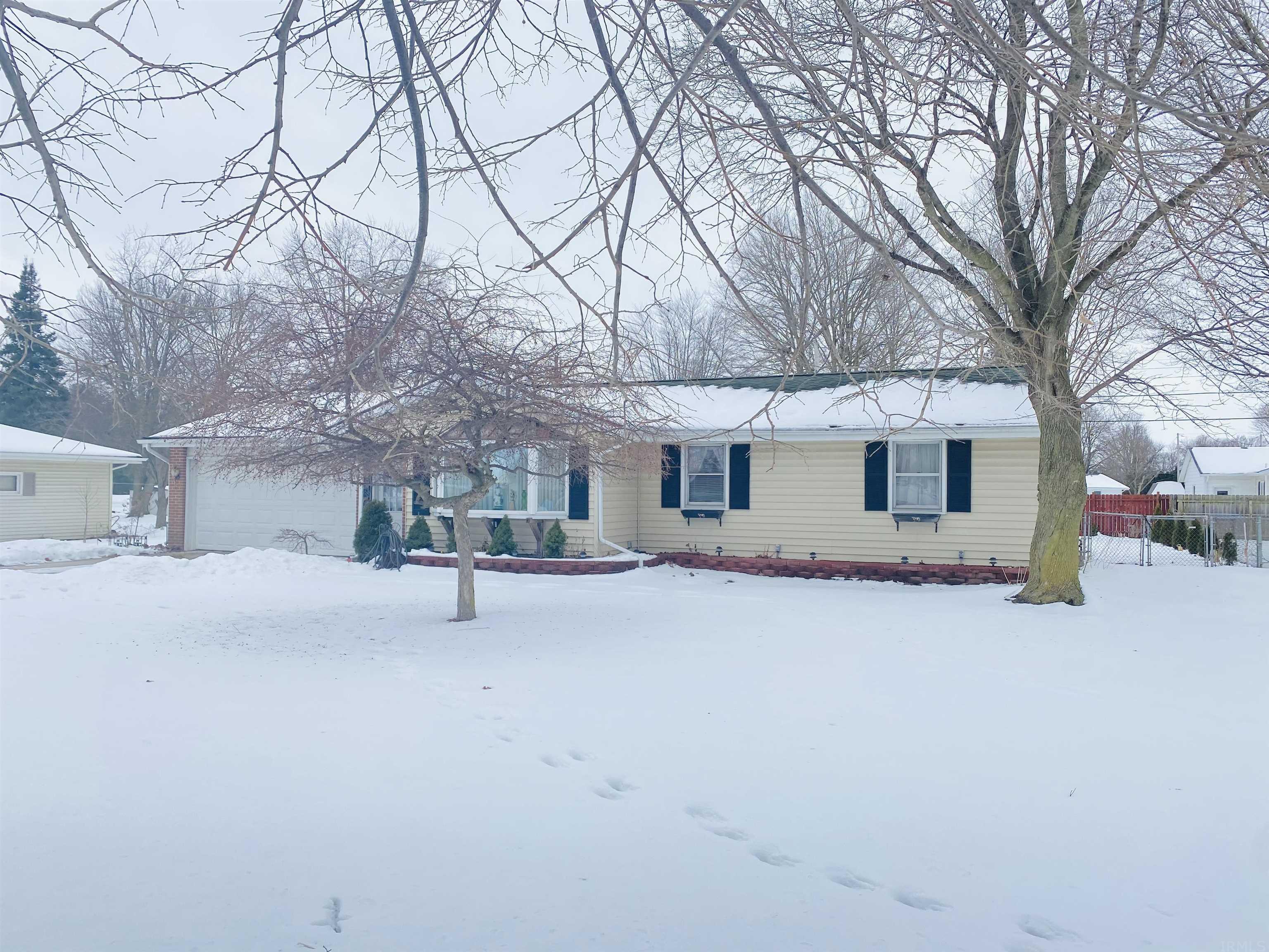 305 South Greene Road Goshen, IN 46526 - Photo 1 of 25 Gallery Image 1