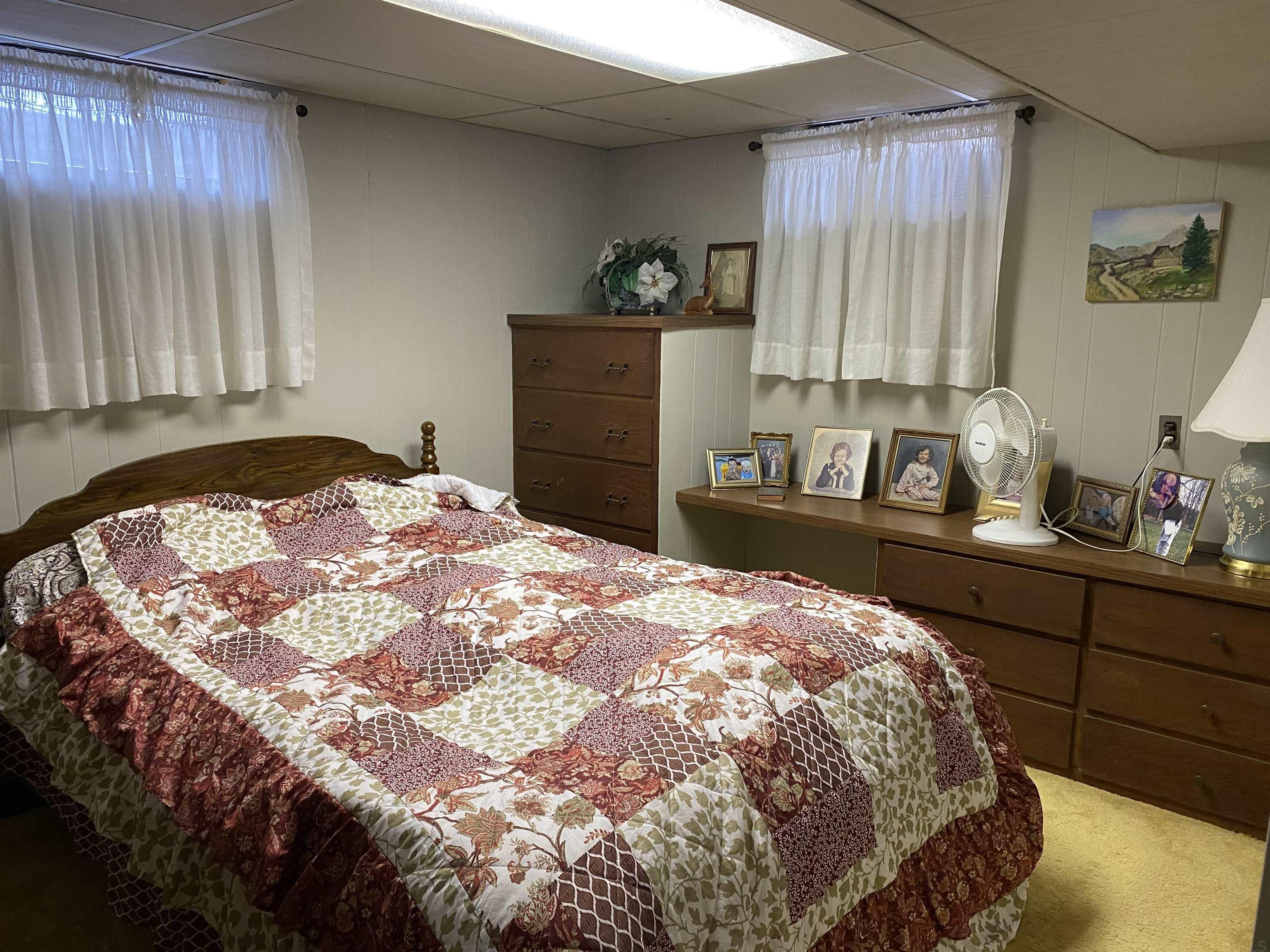 305 South Greene Road Goshen, IN 46526 - Photo 17 of 25 Gallery Image 17
