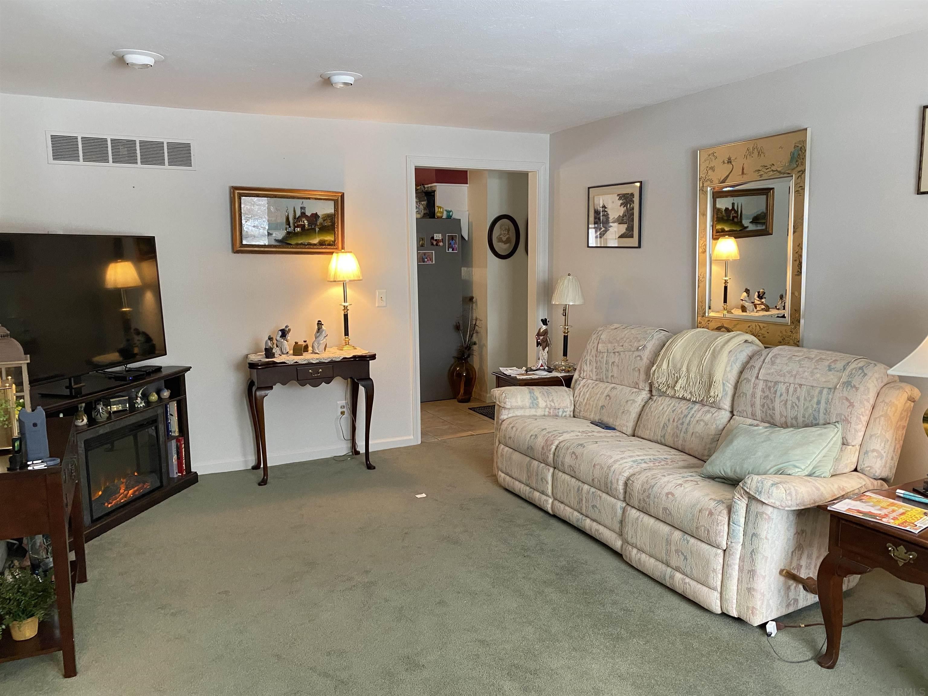 305 South Greene Road Goshen, IN 46526 - Photo 7 of 25 Gallery Image 7